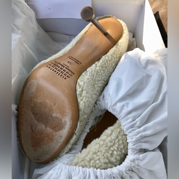 Maison Margiela Fuzzy Faux Fur Pumps - Picture 6 of 10